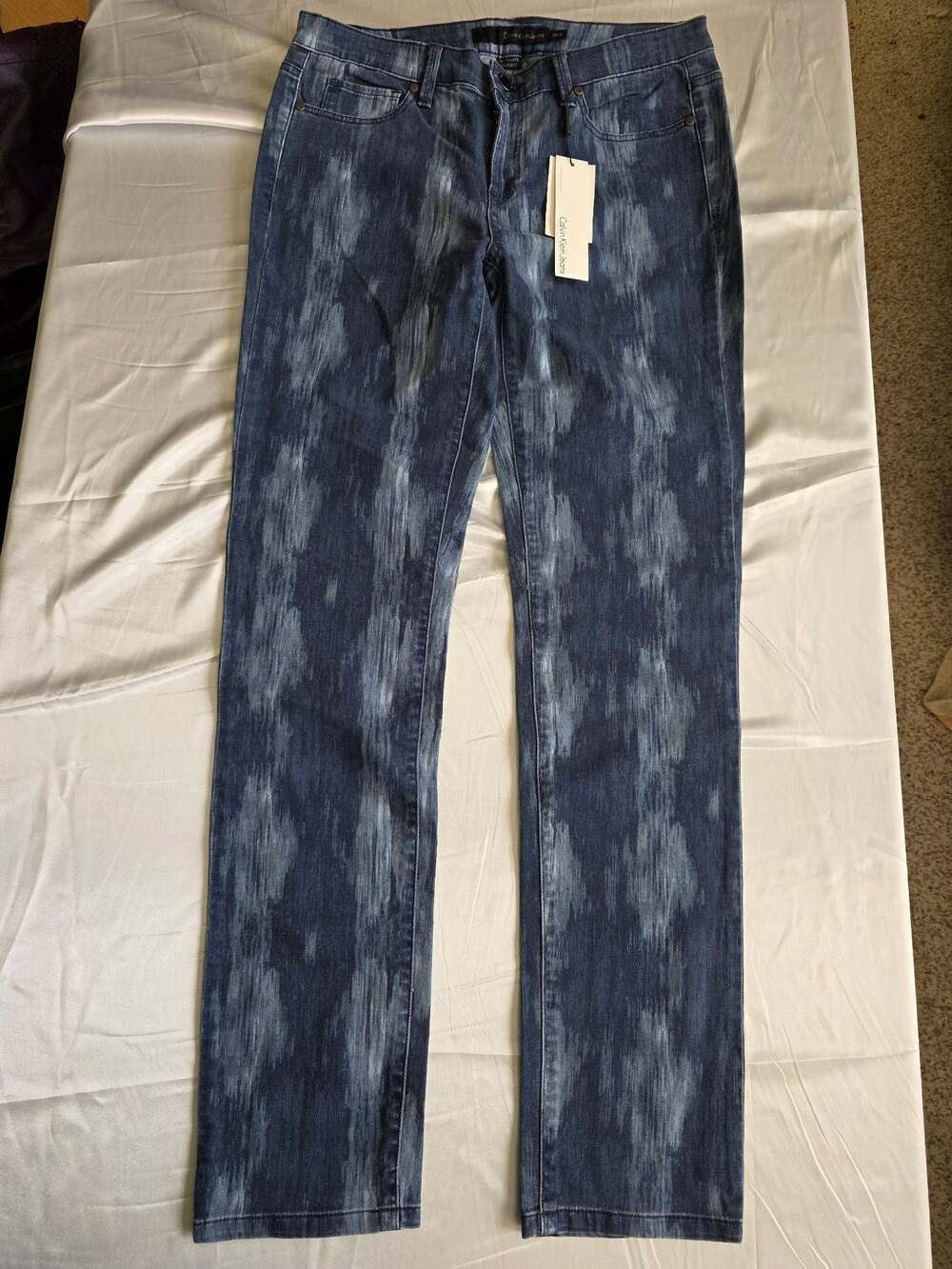 NWT Calvin Klein Jeans Ultimate Skinny Eclipse Print Denim Jeans Sz 10